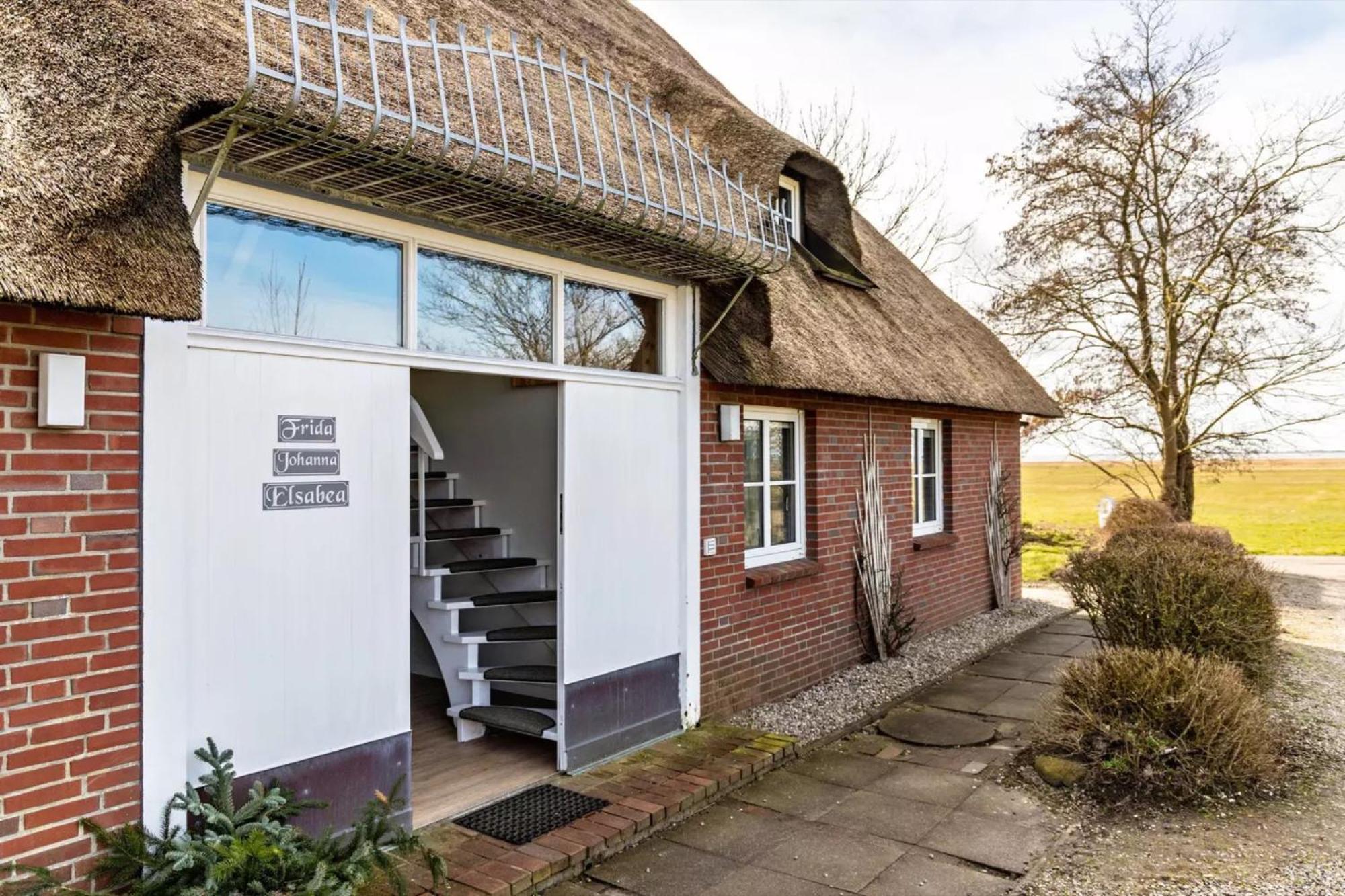 Schipp Landen Elsabea Apartment Husum  Bagian luar foto